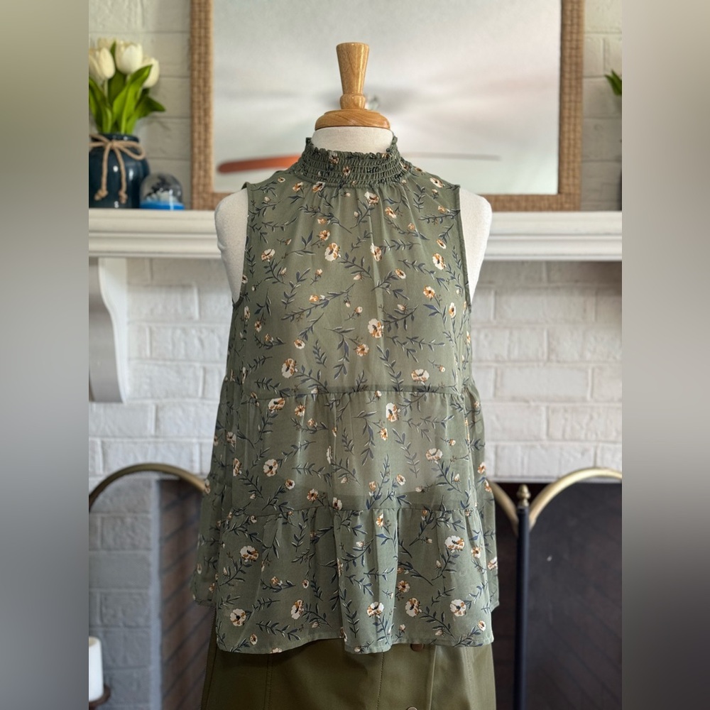 Anthropologie x Pleione Mock-Neck Tiered Floral Top - size S NWT